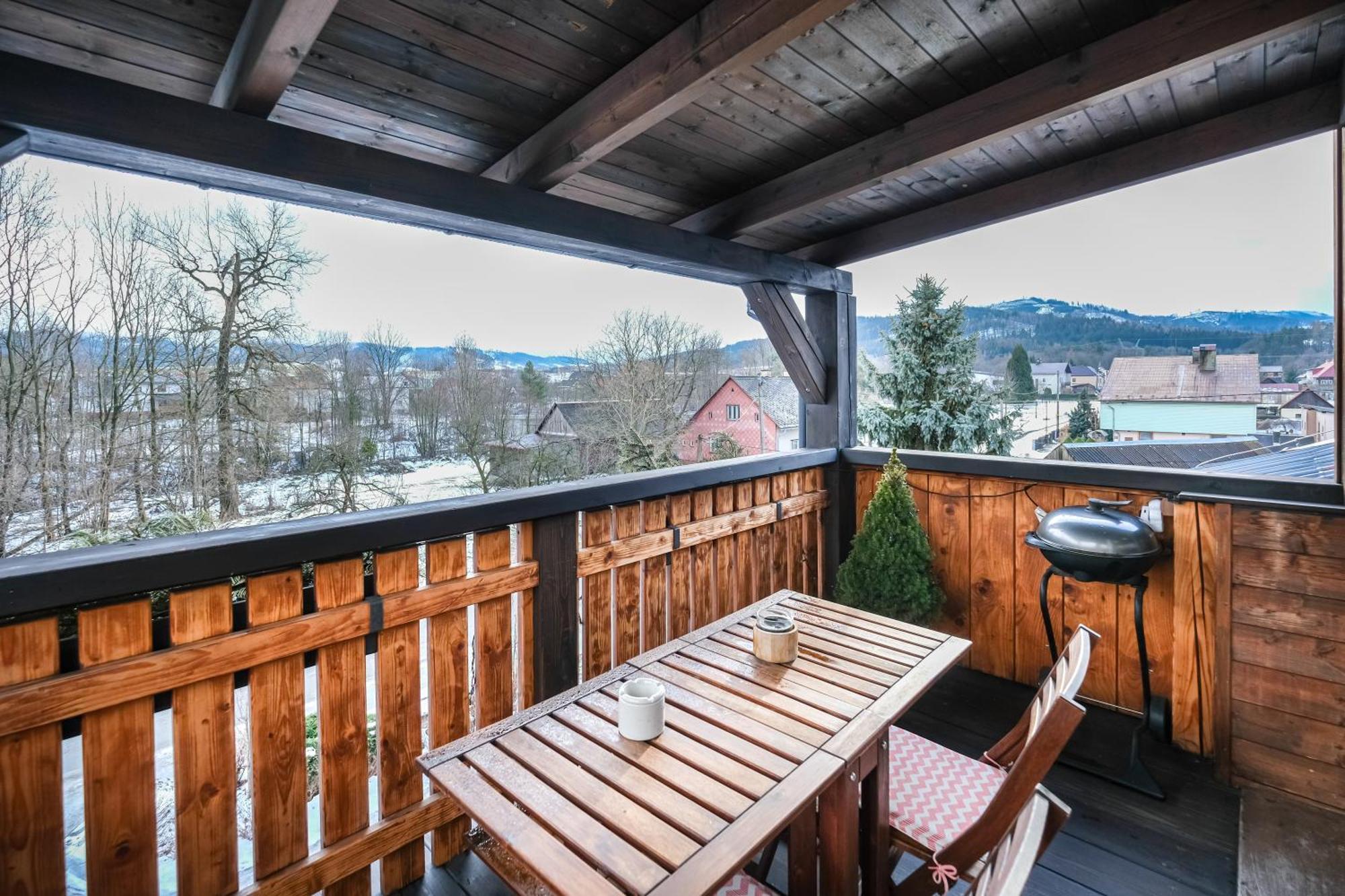 Apartman Nebe Dolní Lomná エクステリア 写真